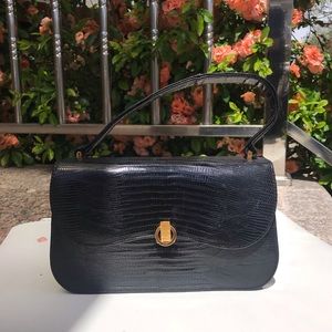 CUTE Bellestone Vintage hand bag 💼